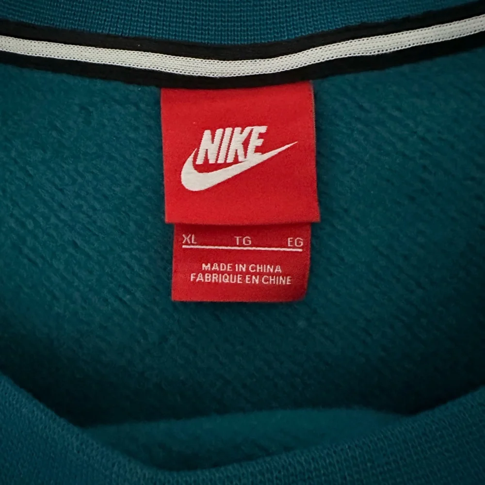 Women’s XL Nike Sweatshirt - Dark Teal - Picture 3 of 3